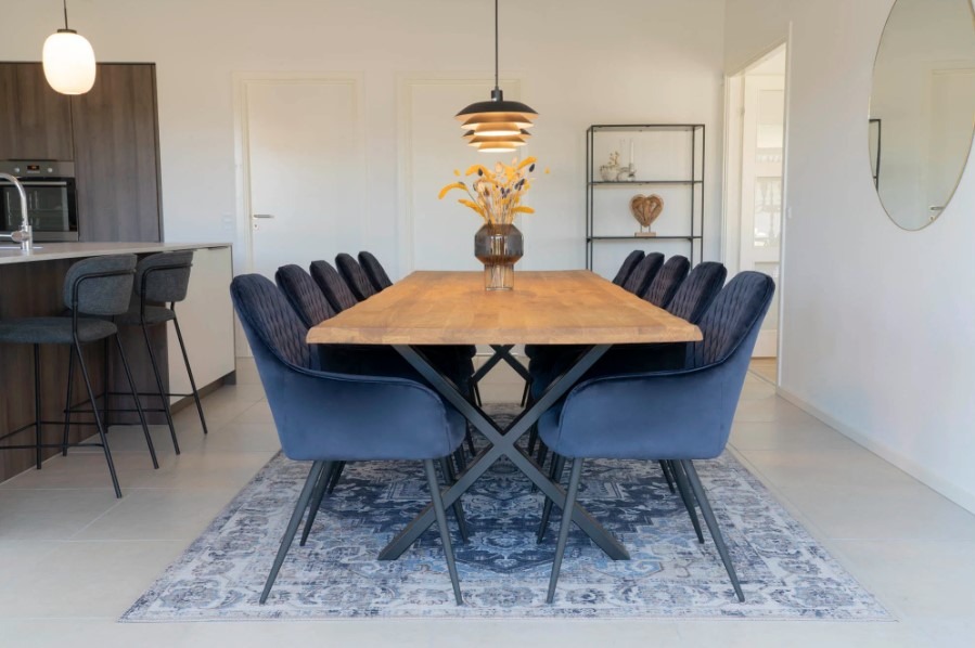 Find møbler til erhverv og privat hos JustMore